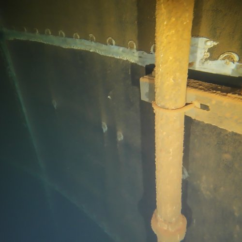 Sprinklertank-Inspektion: Stahltank, 15 Jahre – Rohrschuetze Korrosion Sedimente